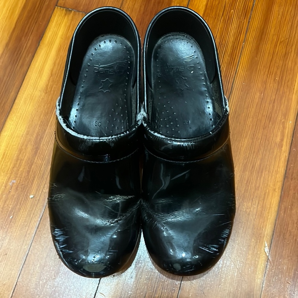 Shiny black Dansko clogs